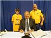 Jerry West and DawgEers and Drew on Sportscollectors.Net